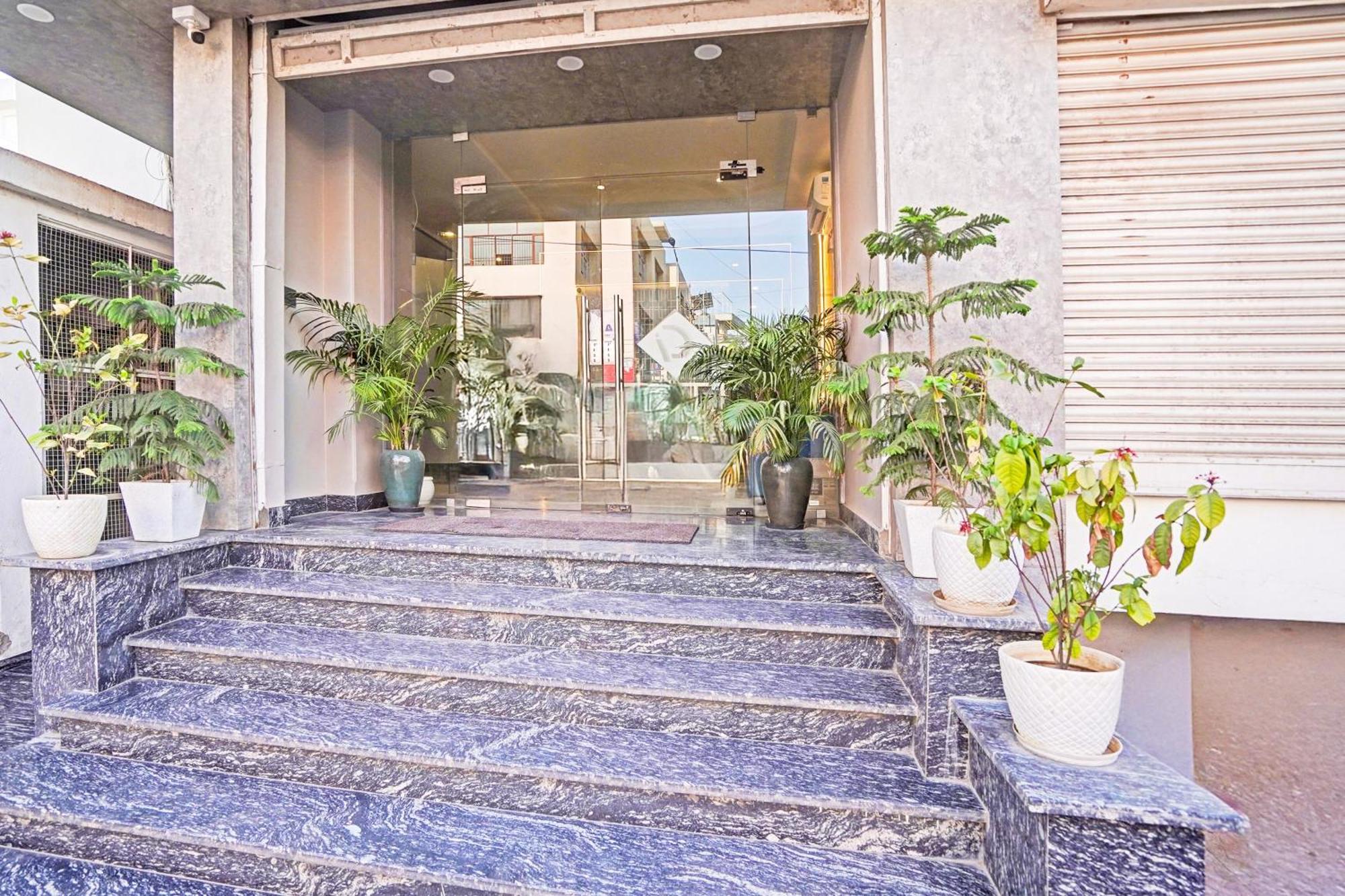 Townhouse Oak Nirman Nagar Mansarovar Divisione di Divisione di Jaipur Esterno foto